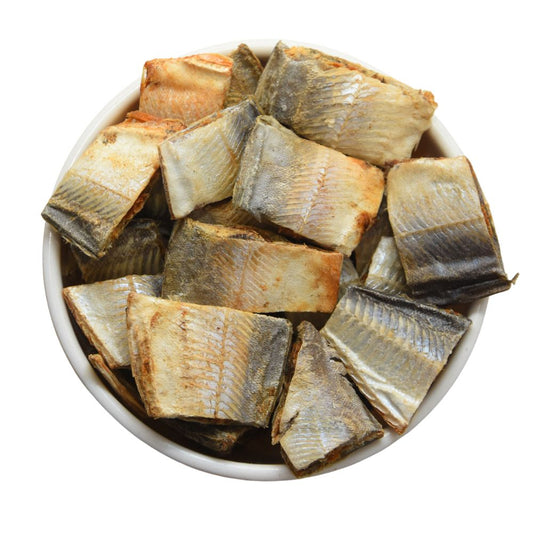 close up of Octorika Premium Dry Mackerel fish perfectly sliced cleaned and ready to cook dry fish. Buy best dry seafood online in india